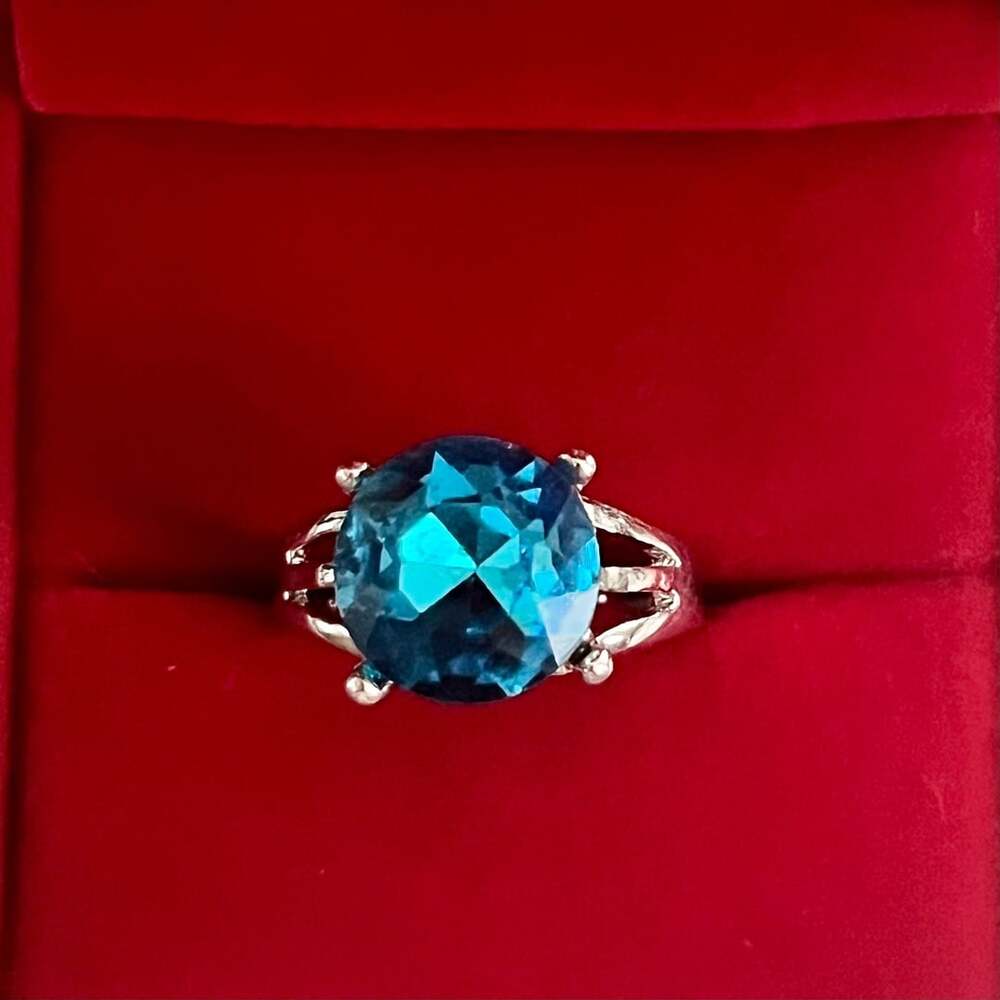 Deep Blue Aquamarine Titanium Steel Silver Cocktail Ring Size  8